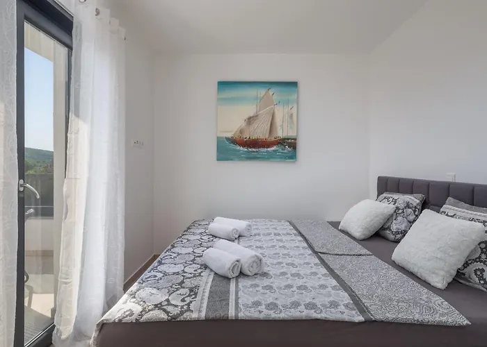 Nadija With Heated Pool * Βόντιτσε